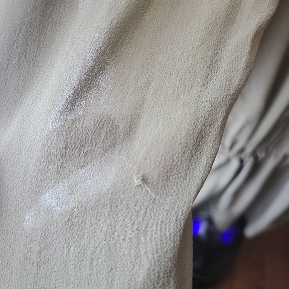 Wilfred Aritzia 100% silk tunic shirt - Picture 6 of 9